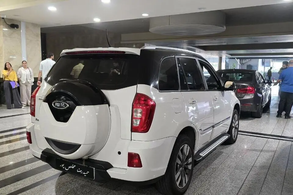 ام وی ام،  X33 S