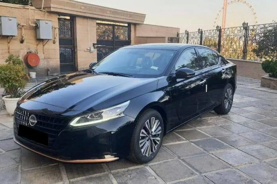 نیسان،  آلتیما
