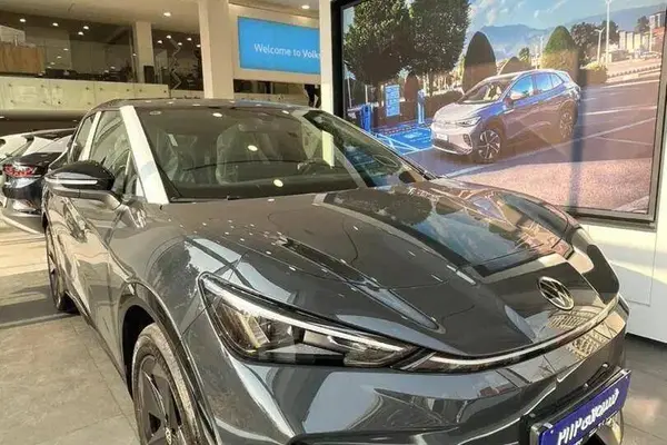 فولکس  آی دی یونیکس