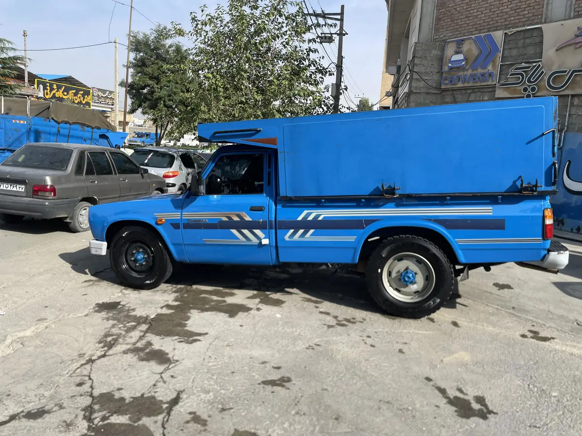 زامیاد،  وانت نیسان