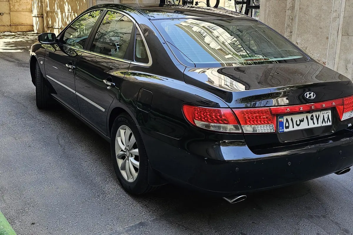 هیوندای،  آزرا (گرنجور)