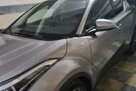 تویوتا، C-HR هیبرید