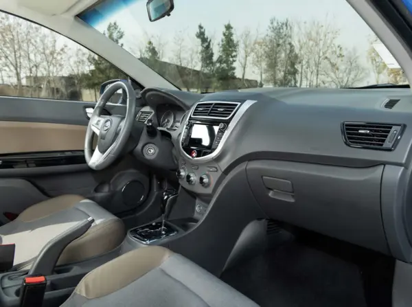 کی ام سی، ایگل