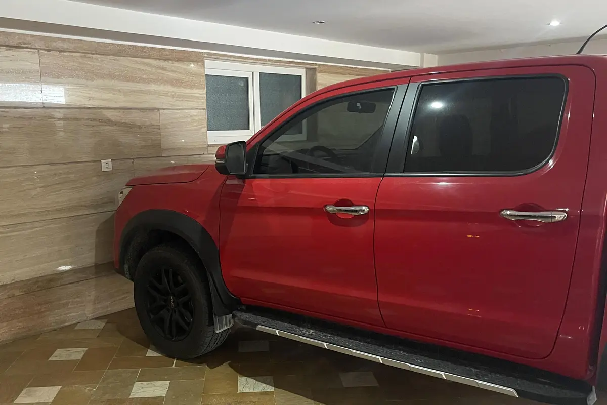کی ام سی  T8