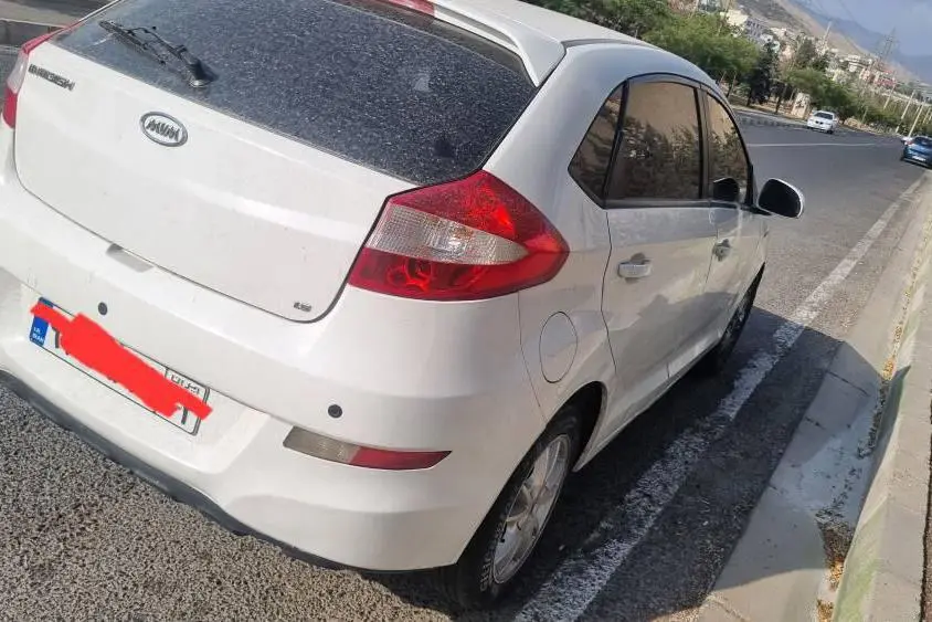 ام وی ام،  315هاچ بک