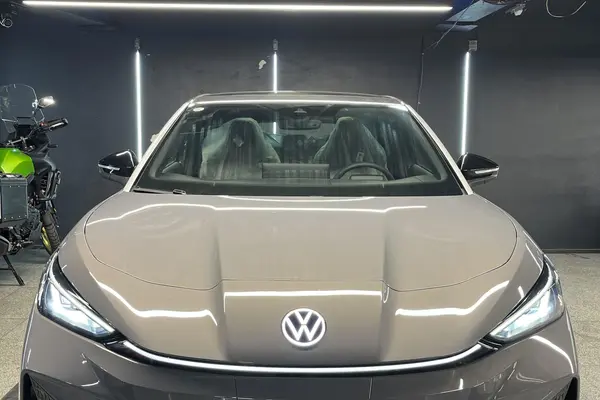 فولکس، آی دی یونیکس