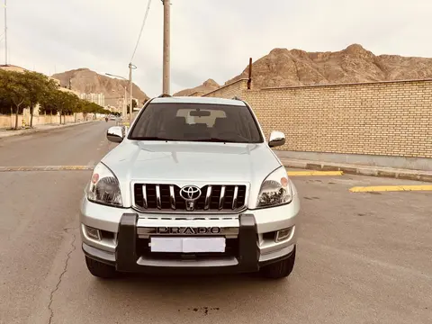 تویوتا، پرادو  چهار در