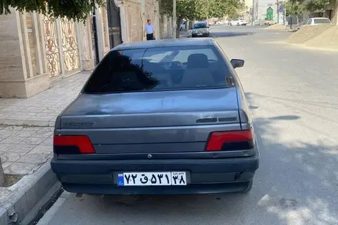 پژو، 405