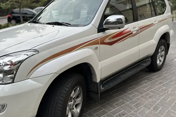 تویوتا  پرادو  چهار در