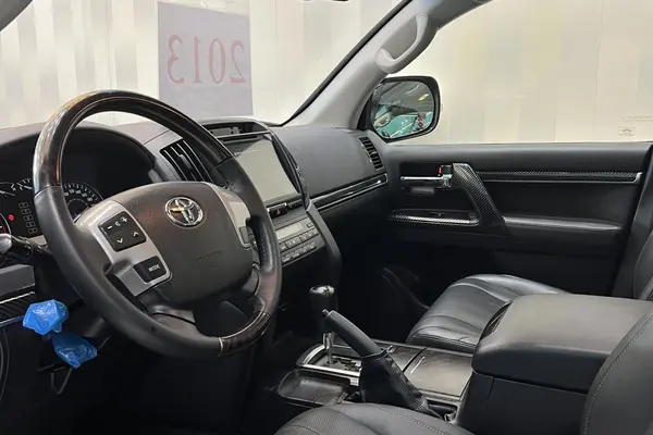 تویوتا، لندکروز چهار در