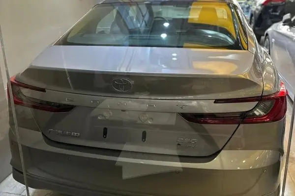 تویوتا، کمری هیبرید