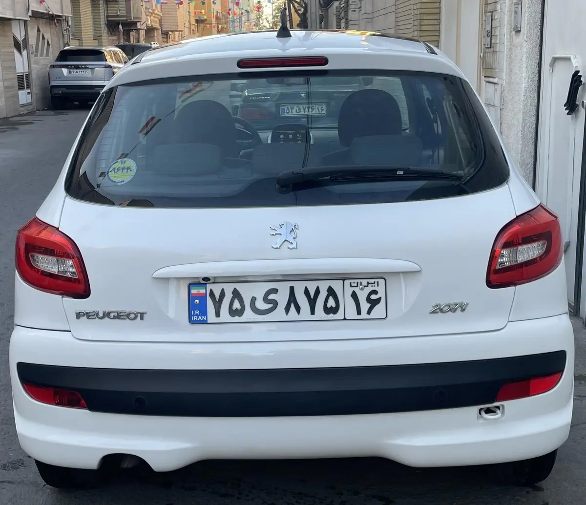 پژو،  207