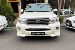 تویوتا، لندکروز چهار در