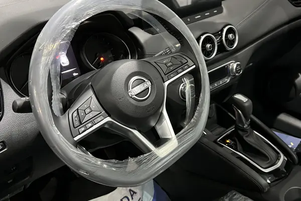 نیسان، قشقایی