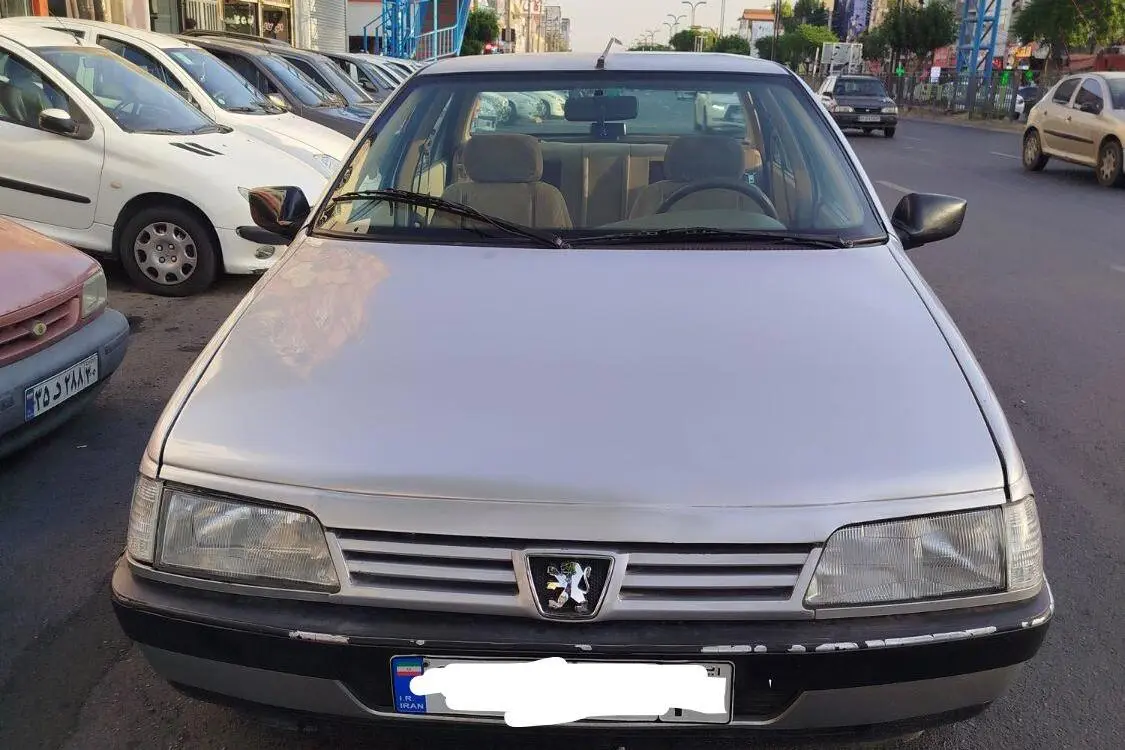 پژو،  405