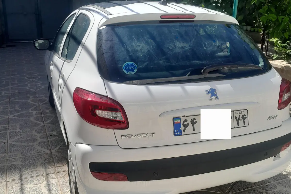 پژو،  207