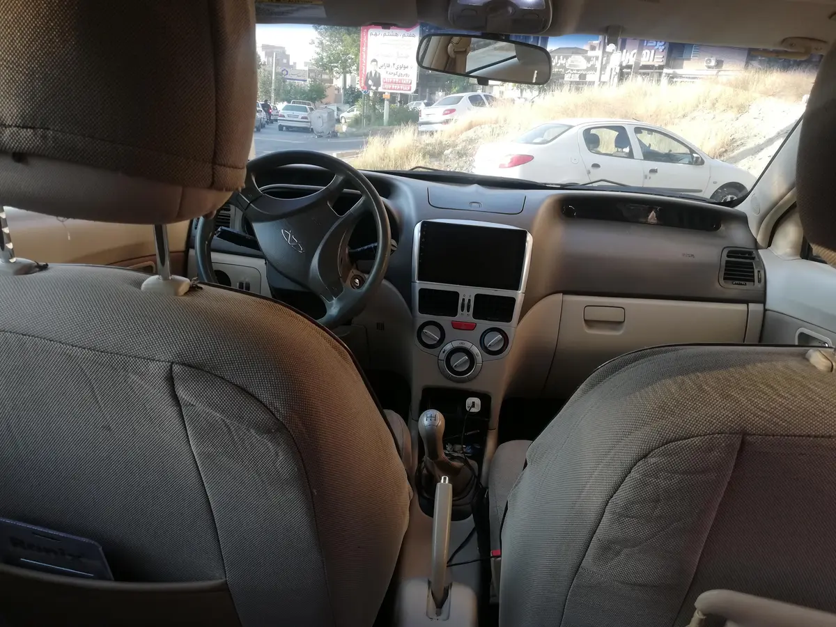 ام وی ام،  315هاچ بک