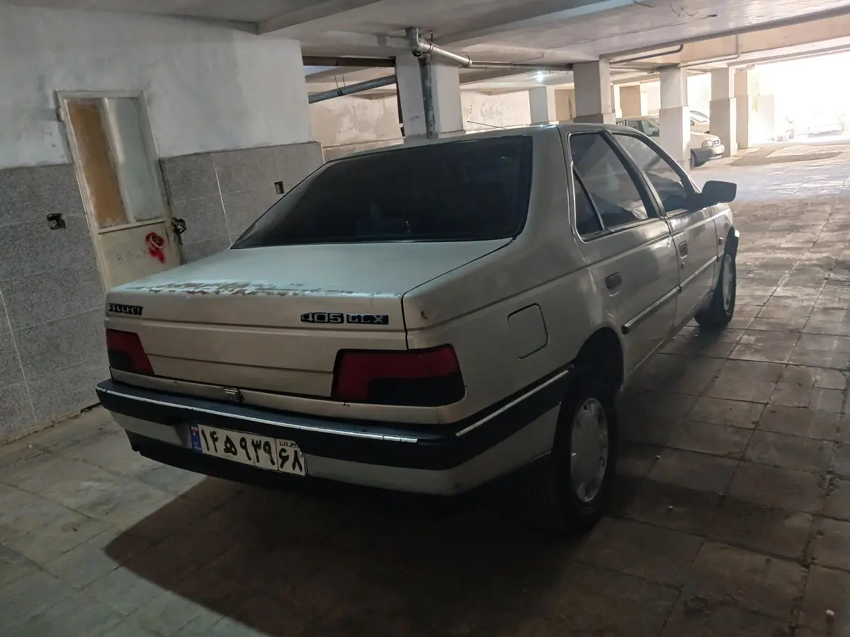 پژو،  405
