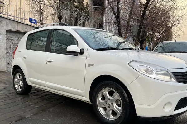 رنو، ساندرو