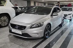 ولوو، V40