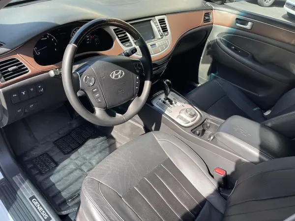 هیوندای، جنسیس