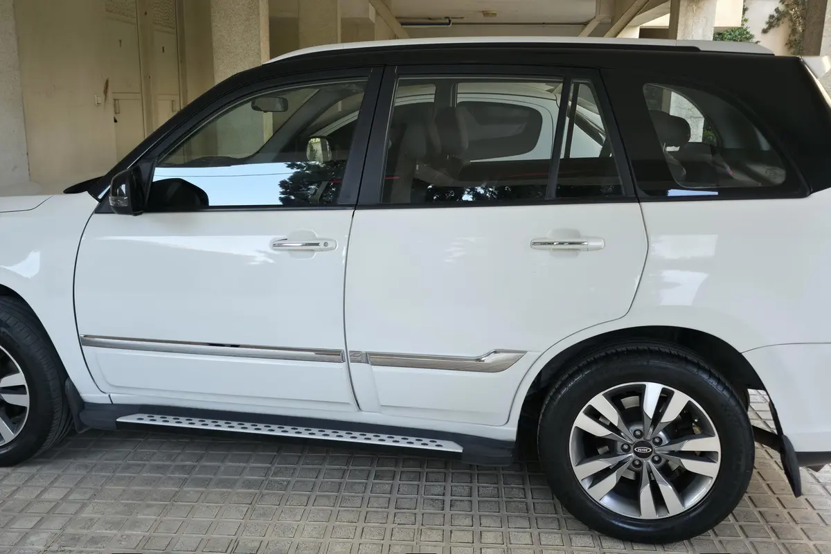 ام وی ام،  X33 S