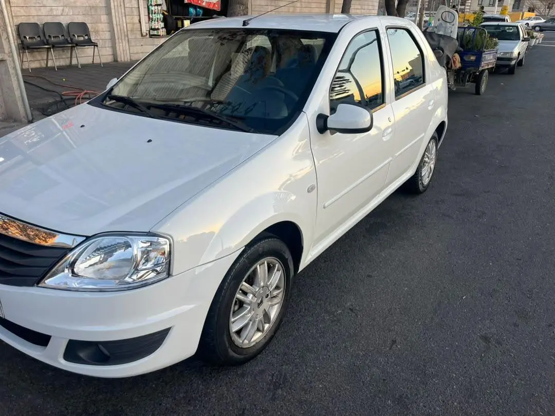 رنو،  تندر 90