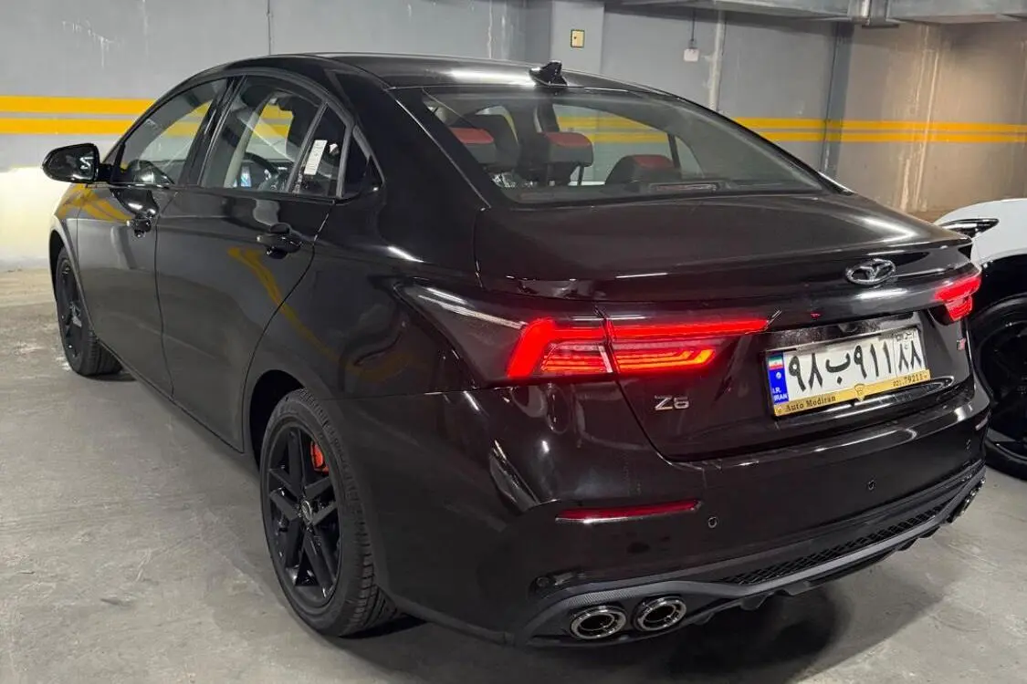 فونیکس،  آریزو 6 جی تی (Z6 GT)