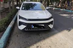 کی ام سی، J7