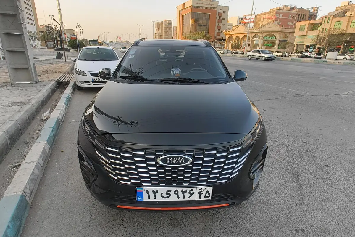 ام وی ام،  X33 کراس