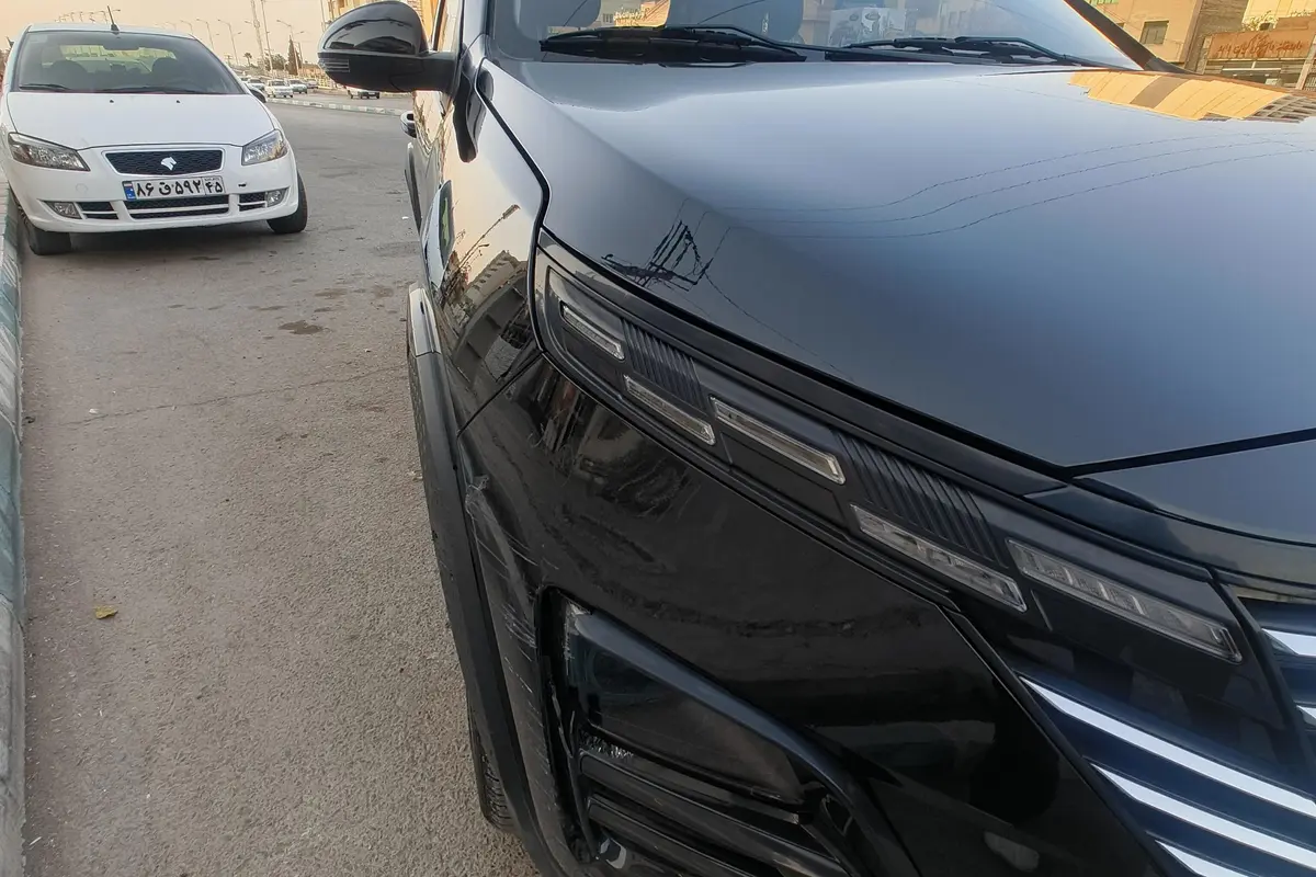 ام وی ام،  X33 کراس
