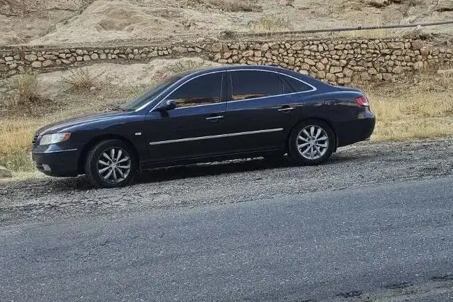 هیوندای،  آزرا (گرنجور)