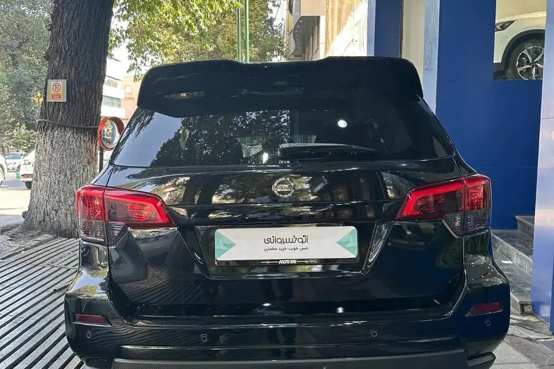 نیسان،  ترا