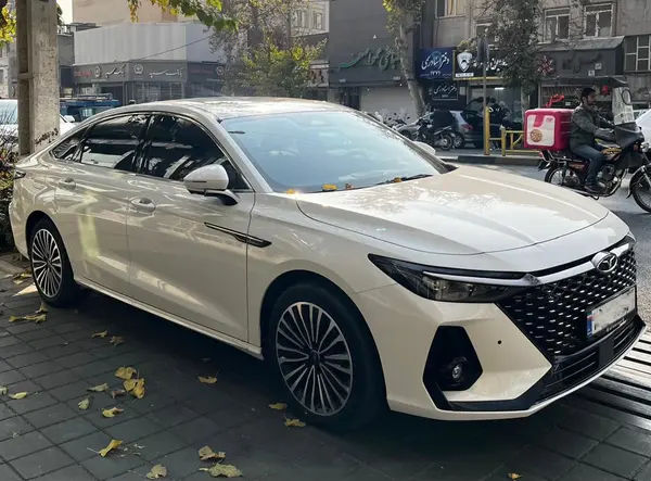 فونیکس، آریزو 8 (Z8)