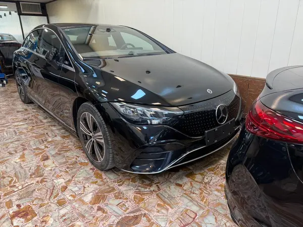 بنز، EQE Sedan
