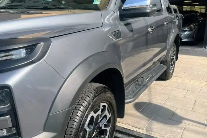 کی ام سی،  T9