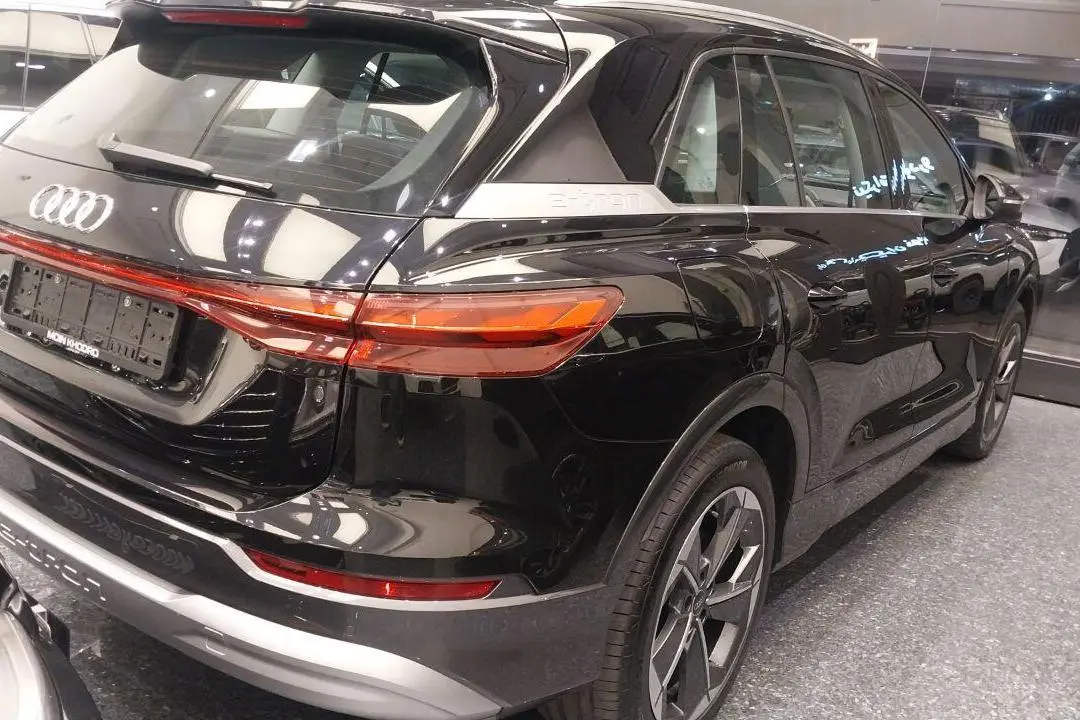 آئودی،  Q5 e-tron