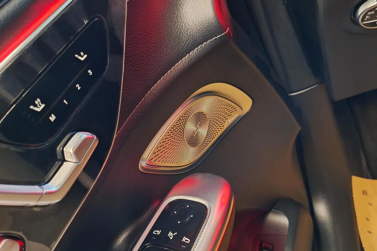 بنز،  EQE SUV