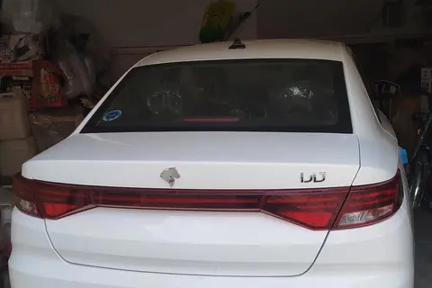 تارا، دنده ای V1 پلاس