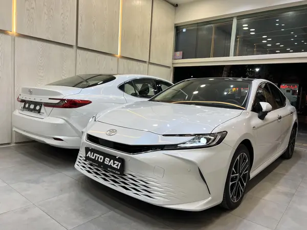 تویوتا، کمری هیبرید