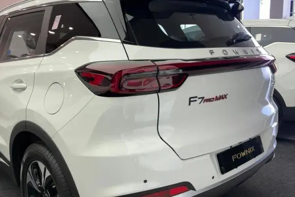 فونیکس، تیگو 7 پرو مکس (F7 PRO MAX)