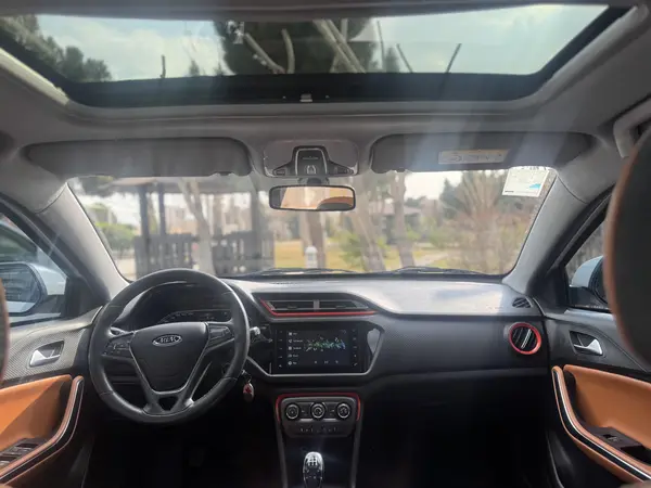 ام وی ام، X22