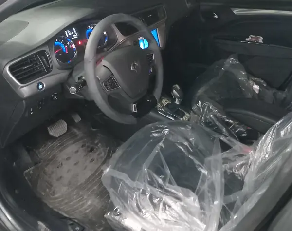 تارا، اتوماتیک V4