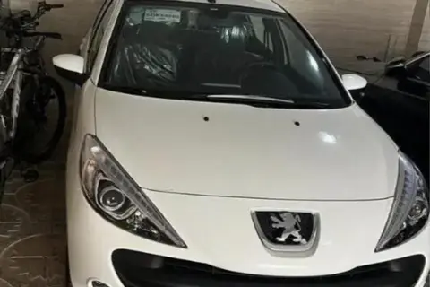 پژو، 207