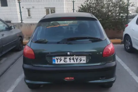 پژو، 206