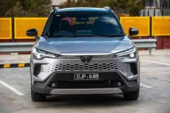 تویوتا، کرولا کراس هیبرید