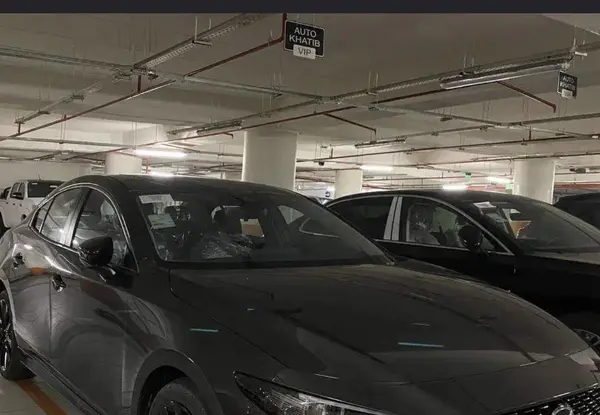 مزدا، 3 وارداتی