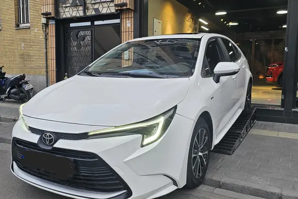 تویوتا، لوین هیبرید