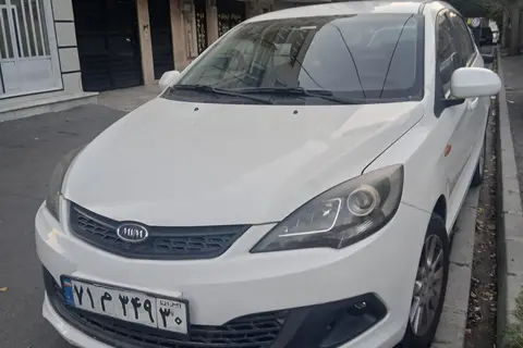 ام وی ام، 315هاچ بک