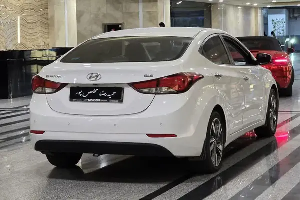 هیوندای  النترا